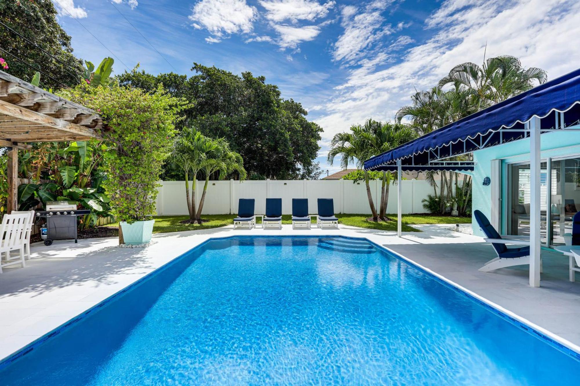 Coastal Villa With Private Yard And Heated Pool! North Palm Beach Bagian luar foto